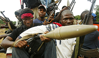 Путчисты дали бой гвардии президента Мали Путчисты дали бой гвардии президента Мали