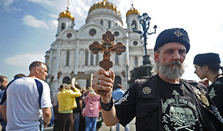 Либералы вновь осквернили храм Либералы вновь осквернили храм