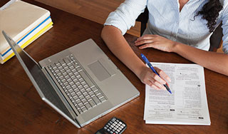 Бизнес избавят от бумажек на таможне Бизнес избавят от бумажек на таможне