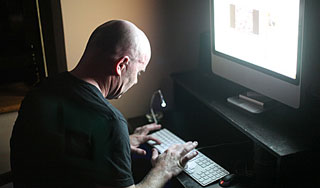 У хакеров Anonymous объявились конкуренты У хакеров Anonymous объявились конкуренты