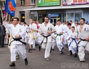 Брянские бойцы выйдут на легкоатлетический пробег