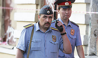 Девочка-"террористка" напала на свою школу Девочка-"террористка" напала на свою школу