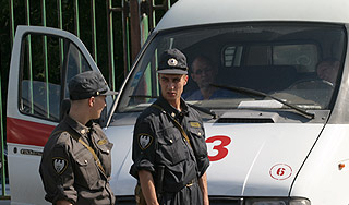 Ребенка в фонтане насмерть ударило током Ребенка в фонтане насмерть ударило током