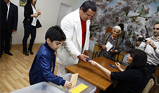 В парламент Армении прошли пять партий В парламент Армении прошли пять партий