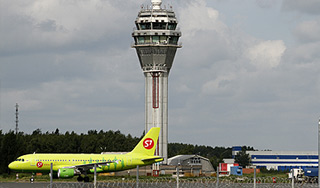 Авиакомпании завысили цены на билеты Авиакомпании завысили цены на билеты