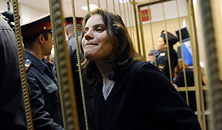 Pussy Riot оставили за решеткой Pussy Riot оставили за решеткой