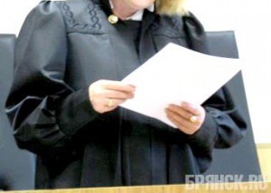 Жителя стародубской глубинки осудили за убийство