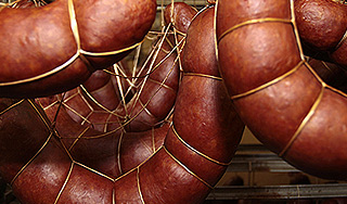 Для Минобороны завысили цены на колбасу Для Минобороны завысили цены на колбасу