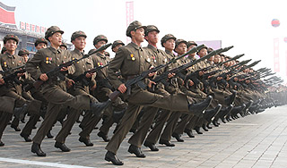 Иран пообещал КНДР решительную поддержку Иран пообещал КНДР решительную поддержку