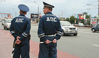 Mercedes топ-менеджера банка сбил ребенка Mercedes топ-менеджера банка сбил ребенка