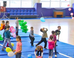 Более 100 детей-инвалидов побывали на семейном празднике