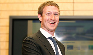 Глава Facebook стал богаче "отца" Google Глава Facebook стал богаче "отца" Google