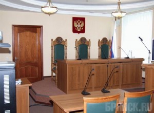 Перед судом предстанет мужчина, зарезавший сожительницу