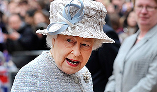 Трусы Елизаветы II продали на аукционе Трусы Елизаветы II продали на аукционе