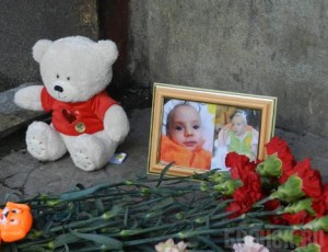 Родителям убитой Ани Шкапцовой решили продлить арест