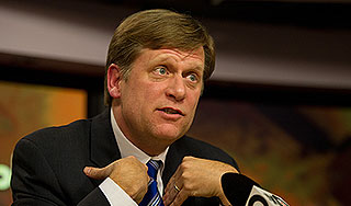 Макфол сделал новое скандальное заявление Макфол сделал новое скандальное заявление