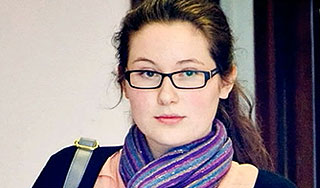 Дочь миллионера посадили за мародерство Дочь миллионера посадили за мародерство