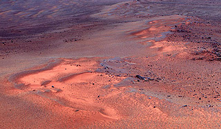 Ученые нашли органику на Марсе Ученые нашли органику на Марсе