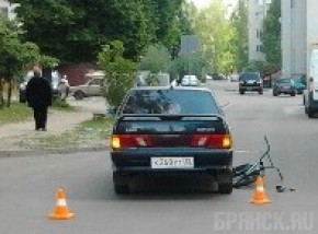 11-летний велосипедист вырулил под колеса машины