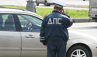 Водитель сбил пешехода и выстрелил в него Водитель сбил пешехода и выстрелил в него