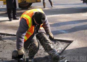 Власти Брянска решили выпросить у региона деньги на дороги