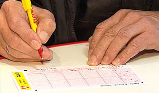 Пенсионер выиграл миллион в гослото Пенсионер выиграл миллион в гослото