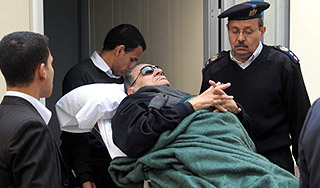 Сыновья переедут в тюрьму к Мубараку Сыновья переедут в тюрьму к Мубараку