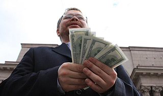 На американских долларах появятся лозунги На американских долларах появятся лозунги