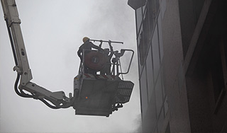 Пожилая москвичка сожгла себя в квартире Пожилая москвичка сожгла себя в квартире