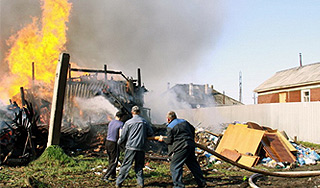 Семья сгорела в собственном коттедже Семья сгорела в собственном коттедже