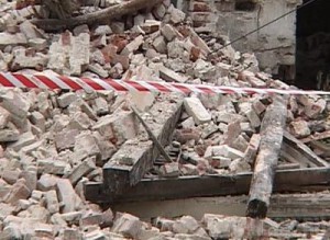 17-летний брянец погиб под кирпичной стеной