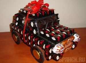 В Музей Ткачевых покажут изделия из конфет Фото: board.com.ua