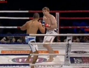 Виталий Минаков нокаутировал Испанского Маньяка