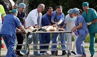 Автобус протаранил иномарку в Подмосковье Автобус протаранил иномарку в Подмосковье