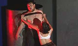 Актеры обнажались на премьере оперы Актеры обнажались на премьере оперы