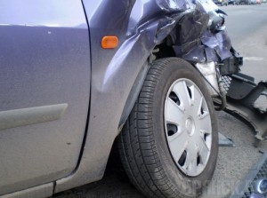 В Брянске столкнулись три автомобиля «Форд»