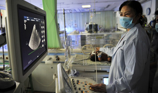 Китаянку принудили к аборту на 7-м месяце Китаянку принудили к аборту на 7-м месяце