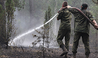 Погибших в Туве десантников наградят Погибших в Туве десантников наградят
