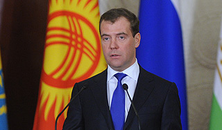 Медведев готовит единую валюту ЕврАзЭС Медведев готовит единую валюту ЕврАзЭС