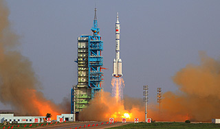 Китай успешно провел стыковку на орбите Китай успешно провел стыковку на орбите