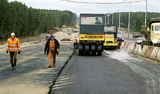 Власти Владивостока ответят за обвал трассы Власти Владивостока ответят за обвал трассы