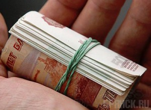 Врач попалась на получении взятки в 30 тысяч рублей