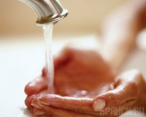 Потребители не станут платить за отключенную в мае воду