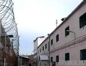 Отправили за решетку мужчину, до смерти забившего человека