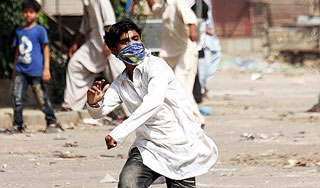 В Пакистане расстреляли демонстрантов В Пакистане расстреляли демонстрантов