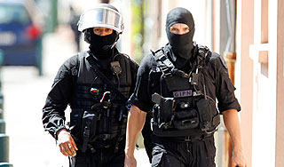 Спецназ обезвредил террориста в Тулузе Спецназ обезвредил террориста в Тулузе