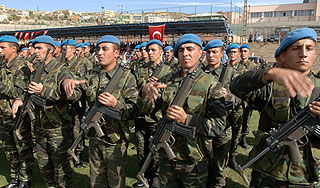 Турция оправдалась за вторжение F-4 Турция оправдалась за вторжение F-4