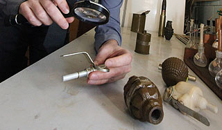 В руках школьника взорвалась боевая граната В руках школьника взорвалась боевая граната