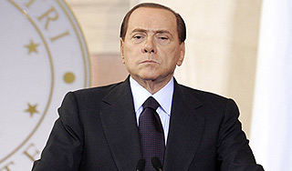 Сильвио Берлускони возвращается в политику Сильвио Берлускони возвращается в политику