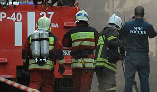 На востоке Москвы от огня спасли два склада На востоке Москвы от огня спасли два склада